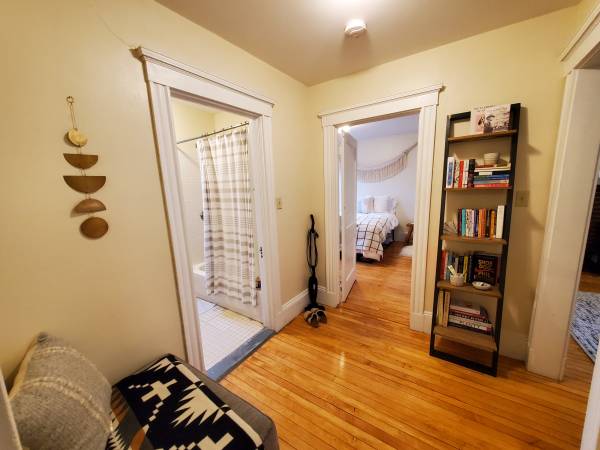 $2,575 / 1br - 725ft2 - ===▶▶ HIGH Ceilings ▶ Utilities Included! ▶ Sunny & Spacious ▶ NO FEE! (Harvard Square)63856339346947123
