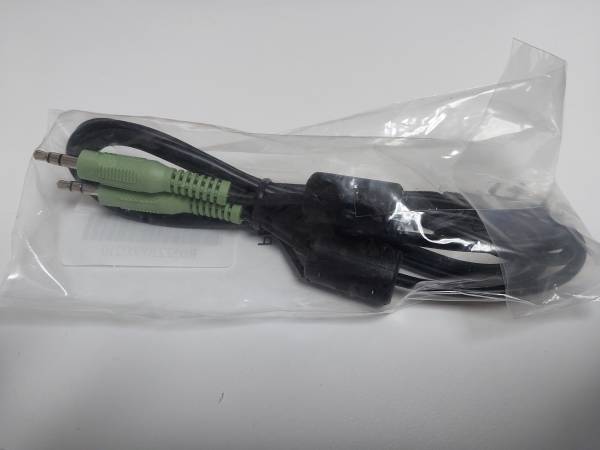 Male to male standard (3.5mm / 0.1 inch) Plug Audio Cable - New 1