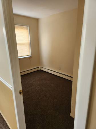 $2,700 / 3br - 3 Bedroom Apartment in Woodside/Maspeth Queens (Woodside/Maspeth)63945500225282123