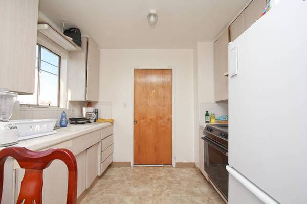 $1,495 / 3br - 400ft2 - HUGE ROOM PRIVATE BATHROOM near OCEAN. WIFI, UTILITIES, AND LAUNDRY AL (long beach/downtown long beach/ Alamitos beach)63413408299777124