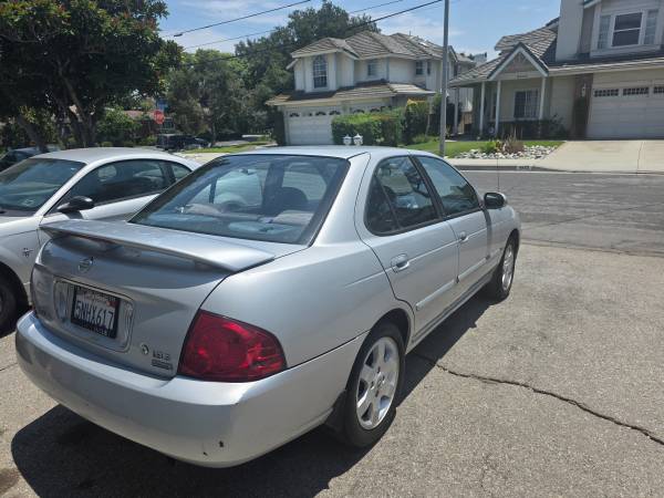 2005 nissan sentra 1.8 S - $2,60063624562994689122