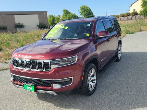 2022 Jeep Wagoneer Series II wagon Velvet Red Pearlcoat - $41,900 (san jose south)63470417278081122