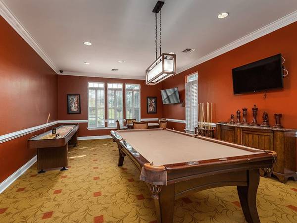 $1,420 / 1br - 810ft2 - 1 bedroom, Granite-Inspired Countertops, Situated in Scott Depot! (98 Devonshire Dr, Scott Depot, WV)64010834678785124