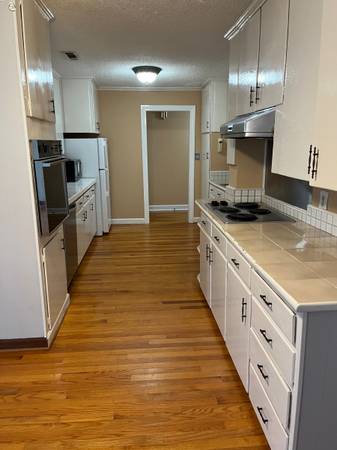 $2,100 / 3br - 1432ft2 - Perfect Location (James Island)64016108901507124