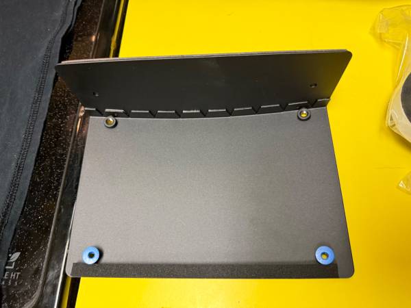 Removable Front  Mount License Plate Bracket Kit 2005-13 C6 Corvette - $50 (Bellevue)63444074676609122