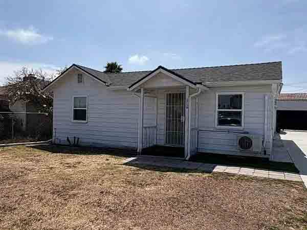 $1,035 / 2br - 😎💎This beautifully remodeled single 2 bedroom, 2 bathroom home.👍😘 (Ventura, CA)63758193206147120