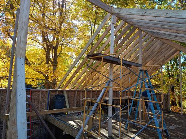 Builder/Handyman🔨all home improvements/decks/pole barns/remodeling 1