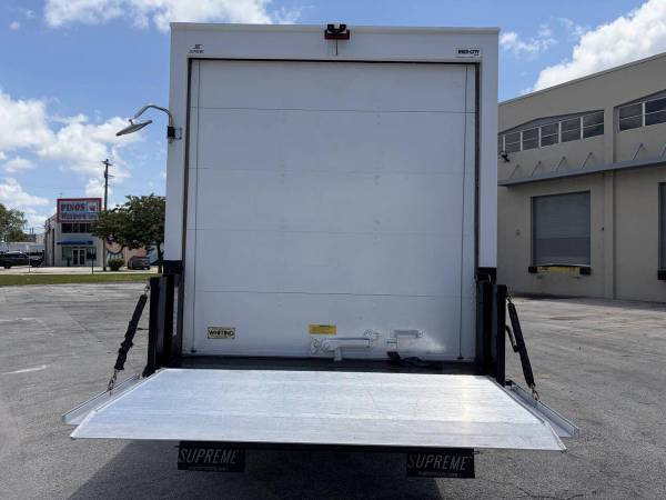 2021 Chevrolet EXPRESS 3500 9900 - Photo 9