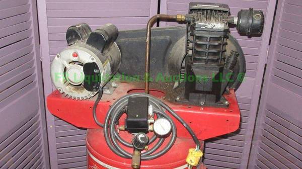 Air compressor, husky pro 60 gallon 3.2 hp motor 1