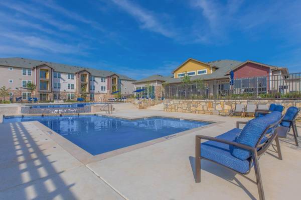 9 Ft. Ceilings, Bicycle Parking, Children's Playscape 1