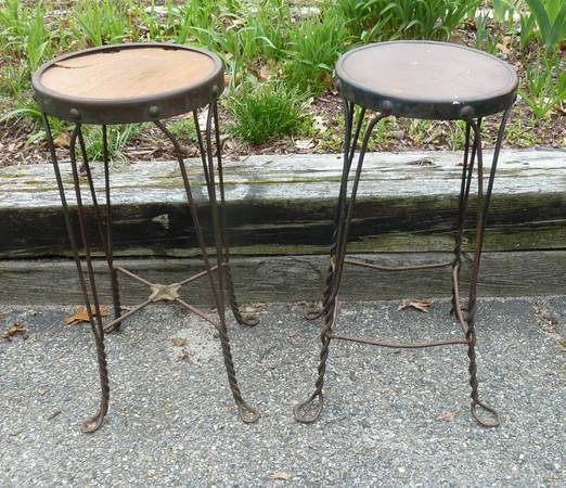 Antique Ice cream Parlor Stool,Wire,Wrought Iron Base,A.26" Tall. 1