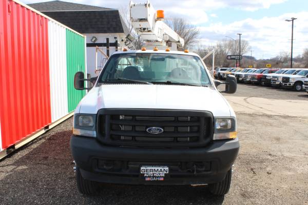 2002 Ford F-450 4X2 Regular Cab!7.3 Diesel!Bucket Truck!Rust Free#K35 - $19,500 (German Auto House 3000 Rimrock rd Fitchburg WI 53713)63625001901571122