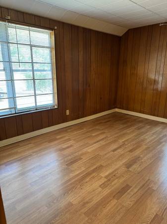 $950 / 2br - 800ft2 - $950 - Affordable Rental in Bordeaux 2bd/1bth (Bordeaux)63680411813379124