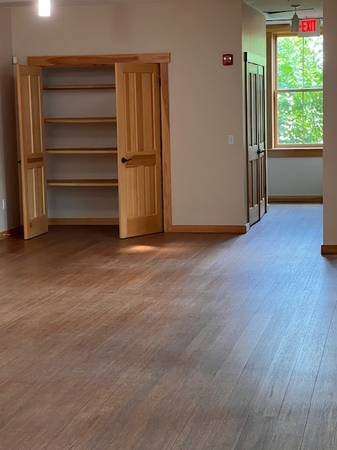 $1.650 / 1416 pies² - Espacio de oficina comercial (Brattleboro)63314324572675122