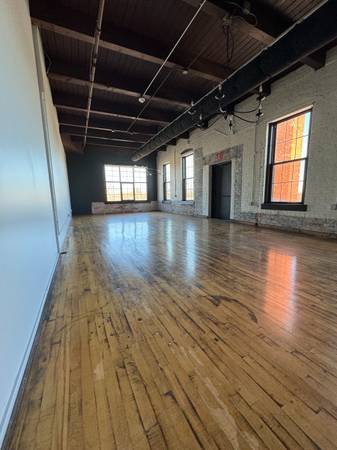 Creative Studio Loft Space For Lease 1