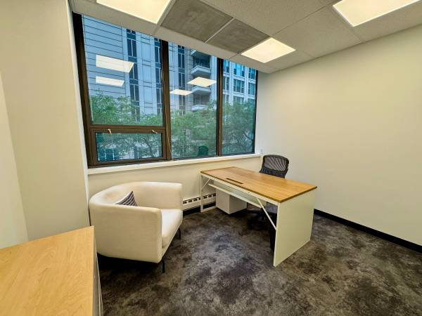 $700 All-Inclusive Office Space AVAILABLE at 40 E. Huron! (Magnificent Mile)63918412409730120