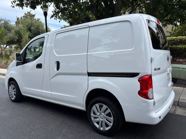 2021 NISSAN NV200 SV 4CYL GAS SAVER LIMPIO FURGÓN DE CARGA CON OPCIONES ELÉCTRICAS - $11,995 (¡MANEJA UN POCO Y AHORRA MUCHO EN SAN JOSE! FINANCIAMOS CRÉDITO NEGATIVO)63654701974913124