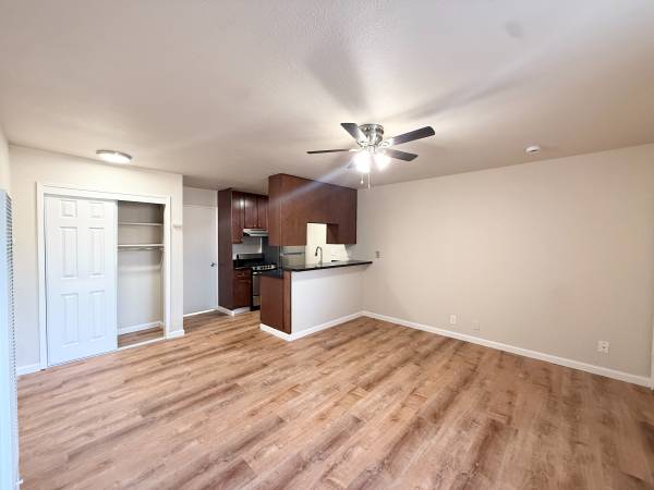 $1,795 / 1br - 600ft2 - Remodeled, Bright 1bed - Great Location w/Parking Available! (oakland east)63852073488897121