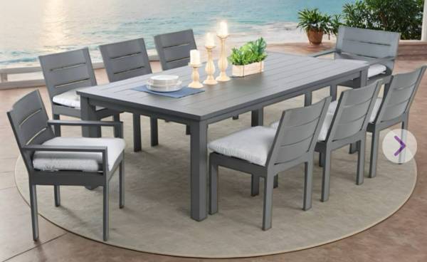 Brand New - Luxury high-end outdoor patio 9 piece set - Sunbrella Cushions 1