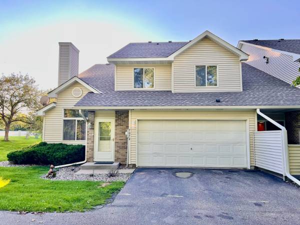 $2100.00 / 2br - 1499ft2 - Oakdale Oasis Now Leasing63868814675843120