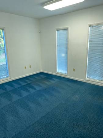 $1,175 / 1024ft2 - FALL SPECIAL-5 Room Office Suite-US 41-CAM included (COBB/MARIETTA)63964397970819122