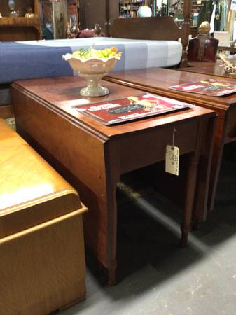 Drop Leaf Table 1