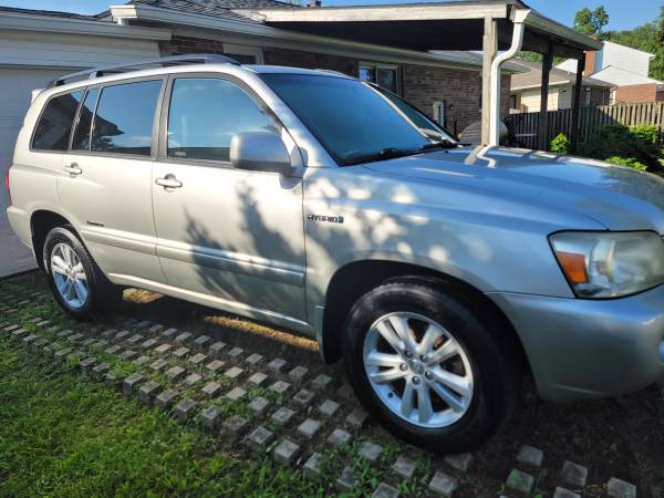 2007 toyota highlander hybrid limited - $3,799 (Upper Marlboro md)63616209479169122