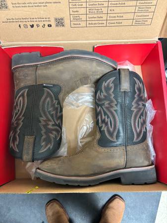 Boots Safety Toe Wolverine Brand New 1
