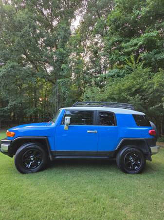 2007 FJ Crusier - $13,500 (Braselton, GA)63620379250305124