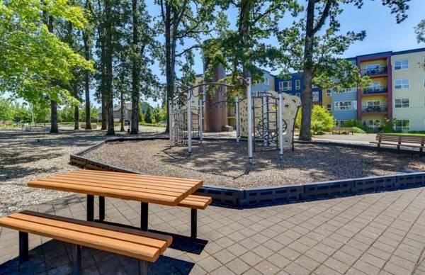 $1,699 / 1hab - 703ft2 - Vida de Calidad, Distribución Abierta y Eventos Comunitarios que Te Encantarán! (Wilsonville- The Grove)63841707635969124
