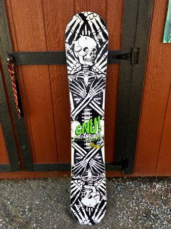 Gnu Metal Guru Snowboard 1