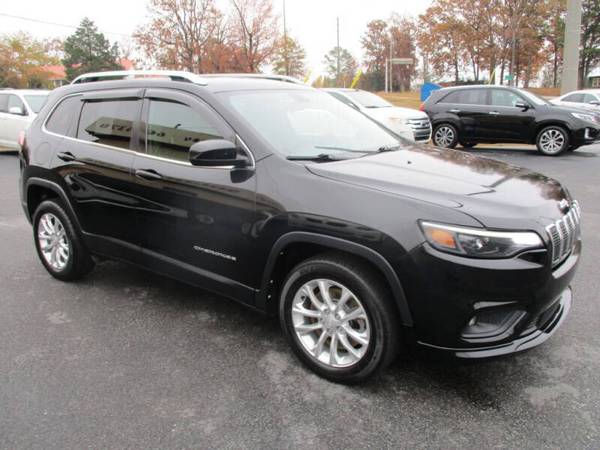 2019 Jeep Cherokee Latitude - $7,990 (Alabaster, Al)63622089041665122