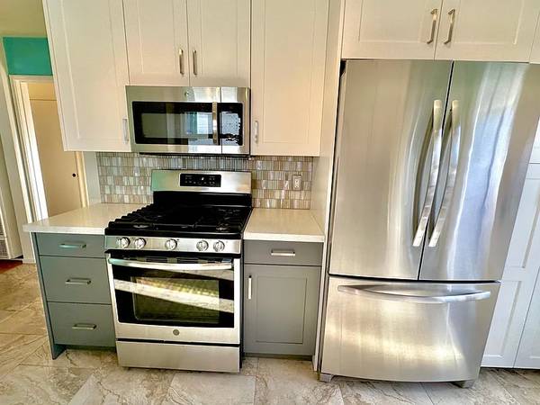$1,500 / 2br - 850ft2 - Supreme Residences for a Modern Lifestyle. (berkeley)63664203216259121