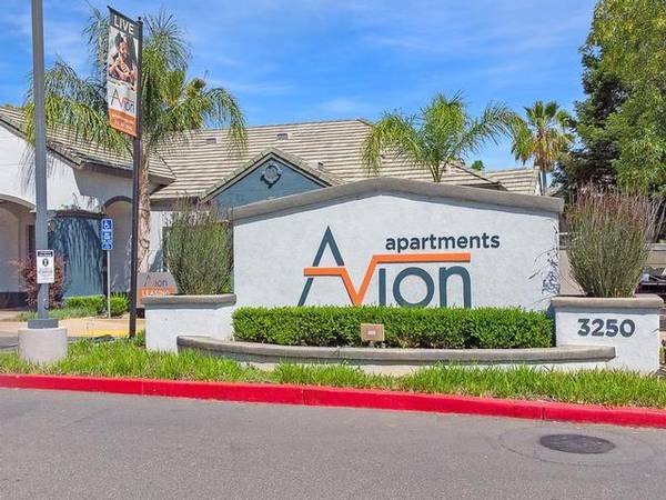 $2,005 / 2br - 932ft2 - Pet Friendly - Up to 2 Pets per Home, Multi-Sport Courts (Rancho Cordova)63884893576833123
