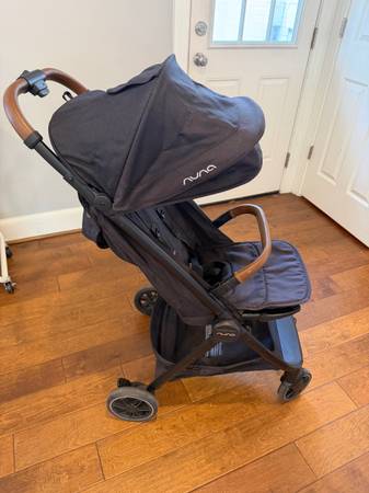 Nuna TRVL Self-Folding Compact Stroller - Black Caviar 1
