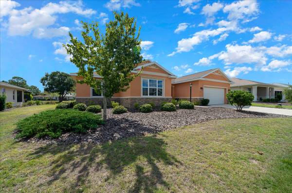 $379,900 / 3br - 3/3 Stunning Home in 55+ Community! (Ocala)63963327289347120
