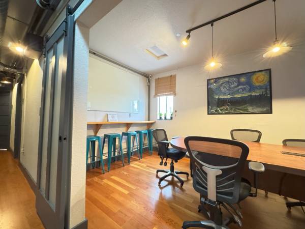 $500 / 125ft2 - Newly renovated Office & Creative Suites (Tacoma)64165793311873122