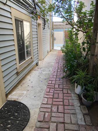 $800 / 1br - 150ft2 - $800 PRIVATE ROOM WITH FURNISHED (portola district)64000589259266121