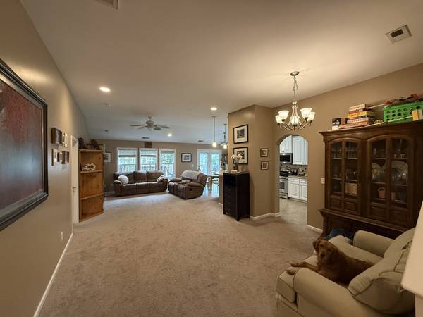 $2350.00 / 4br - 1867ft2 - Cómoda casa de 4 habitaciones en Goose Creek – Excelente vecindario y comodidades64015945867011123