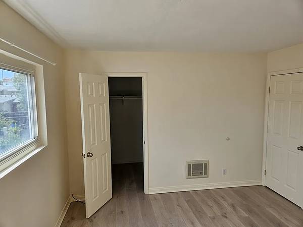 $1,050 / 1br - 534ft2 - Bright and spacious one bed one bath apartment for rent 区1 x one 分钟车 (4040 49th St APT 6)64037218016897121