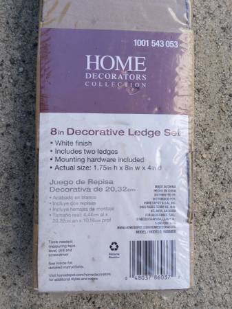 Home Decorators Floating Shelf 1.75" x 8" x 4" White 1