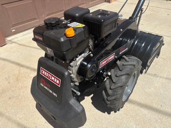 Rototiller-Craftsman de 18" con tinas traseras en excelente estado - $425 (Boise)63471412428417121