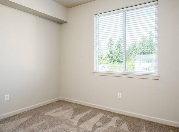 $1,450 / 1br - NOW with 6 FREE WEEKS + Efficient Stainless Appliances - 1 Bedroom (Vancouver)63615696119299124