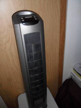 Lasko 30" Ceramic SpaceHeater (portable, adjustable, oscillation mode) 1