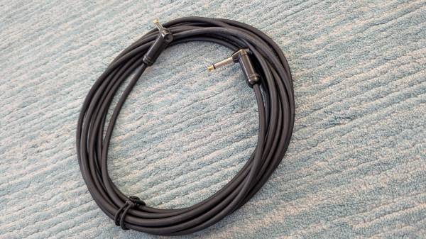 D'Addario American Stage Right Angle to Right Angle 1