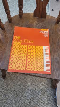 7 piano song books - $60 (Renton)63471238449795120