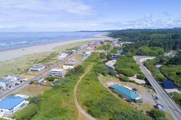 $599,000 4811 State Route 109 Moclips, WA (Moclips, Pacific Beach, Seabrook)64189726255362121