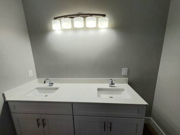 $85,000 / 3br - 1560ft2 - Stunning home in Kings Court~ offered by Schmidt Mobile Home (Traverse City/2403 leisure)64037895944193124