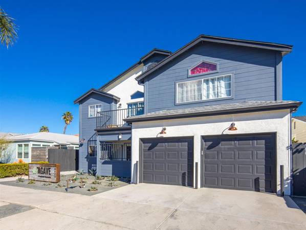 $2,695 / 2br - Stylish Two Bedroom - In Home Washer/Dryer - Gated w Intercom System (San Diego)63865815331203123