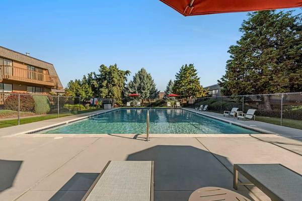 $1,639 / 1hab - 800ft2 - Excelente espacio para todos los gustos. ¡Te encantará nuestro de 1 habitación, 1 baño! (Wenatchee)63690755254019120